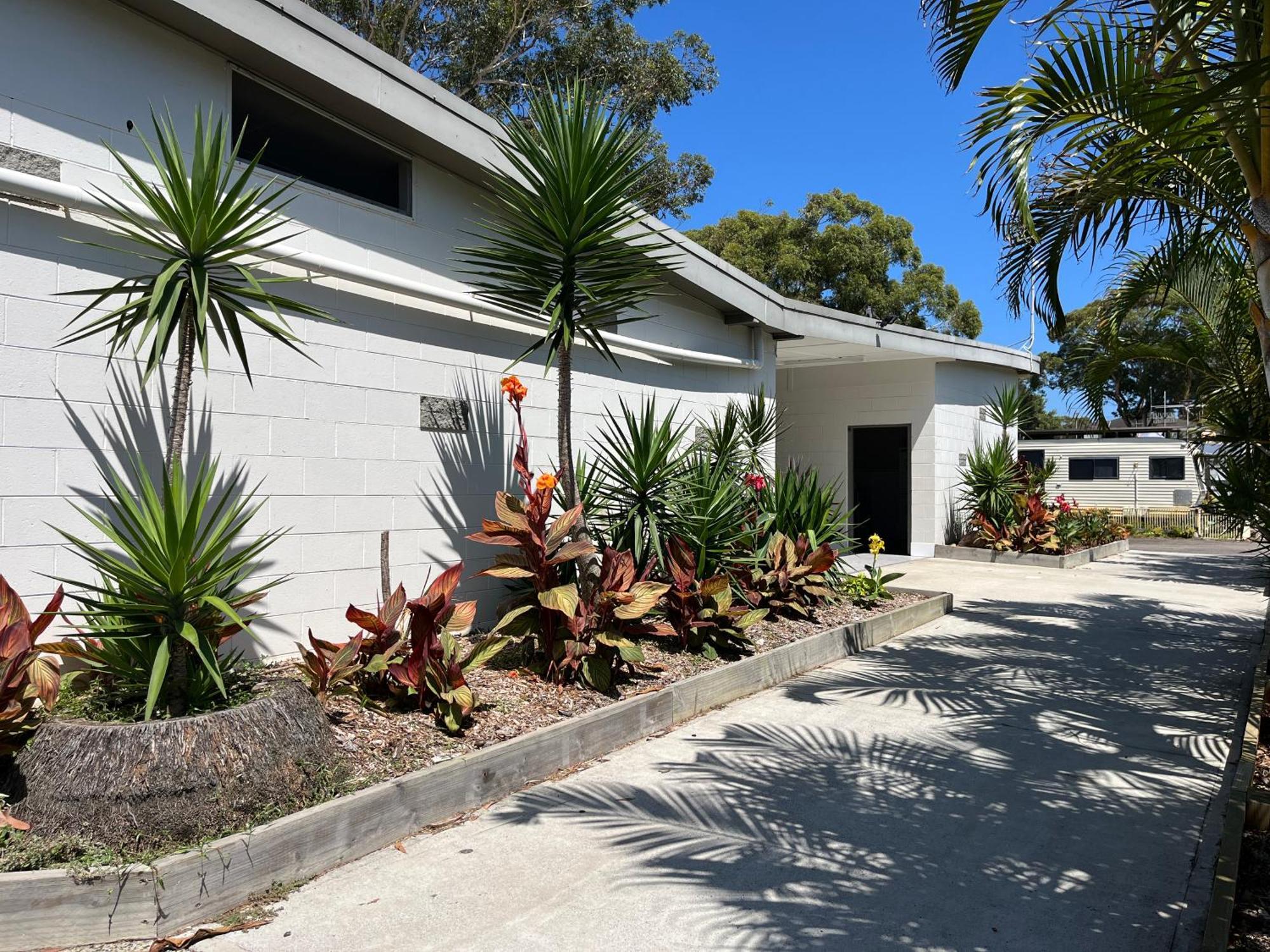 Shelly Beach Holiday Park Entrance Bagian luar foto